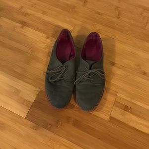 Gap Grey suede oxfords